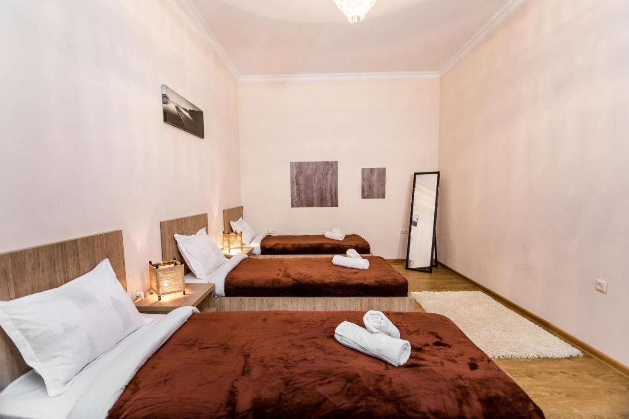 Comfortable House On Marjanishvili ティビリシ エクステリア 写真