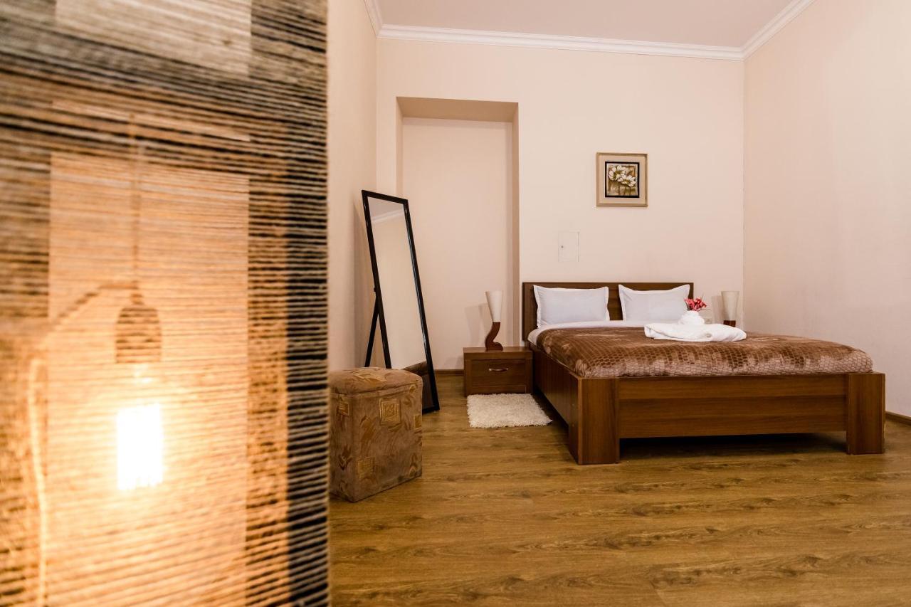Comfortable House On Marjanishvili ティビリシ エクステリア 写真